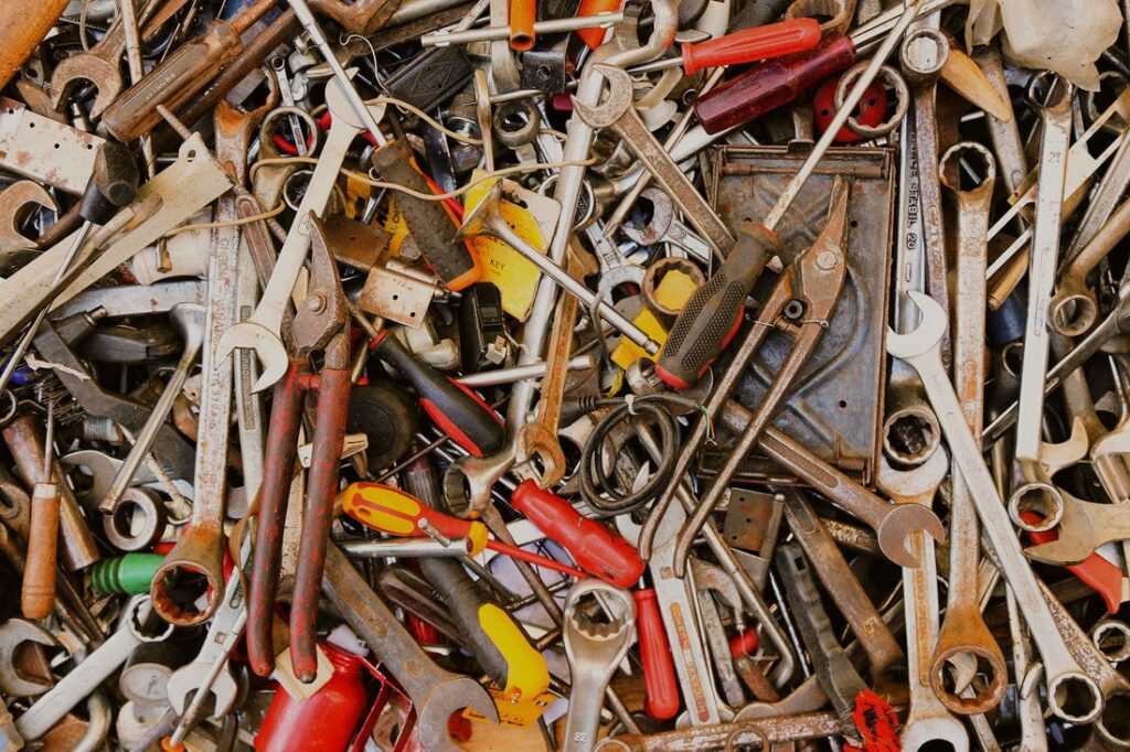 disorganized-tools
